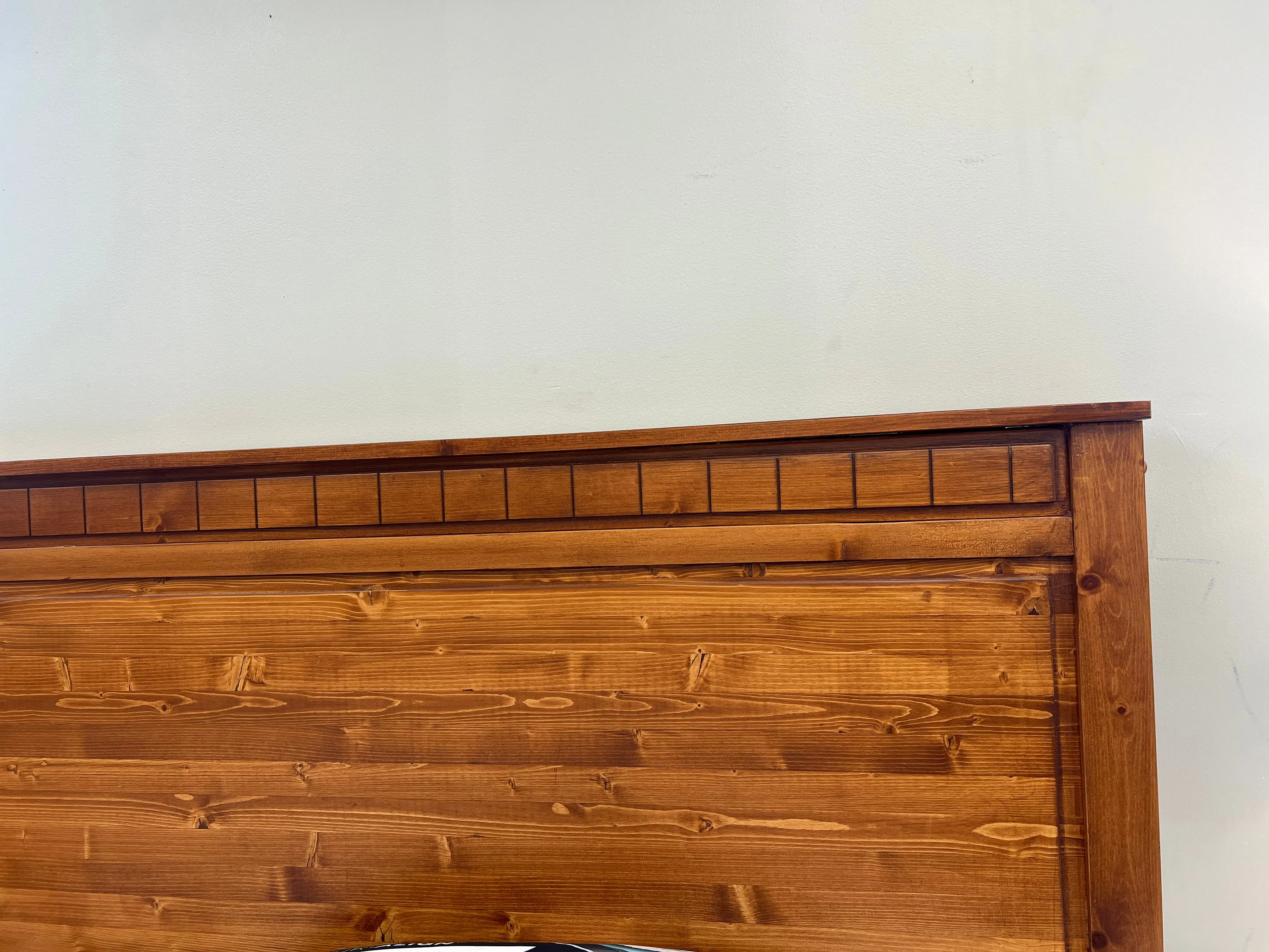 [CLEARANCE] Quality Rainbow Bed Platform Bed