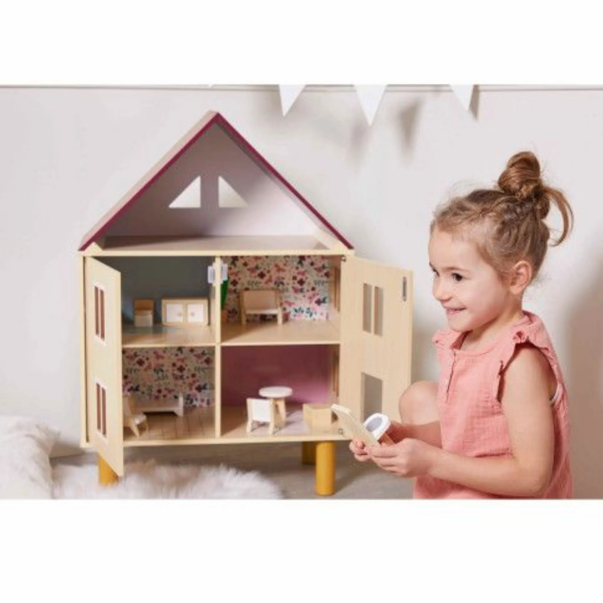Doll House with Furniture - Twist