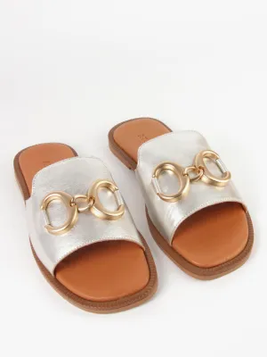 Flynn Sandal