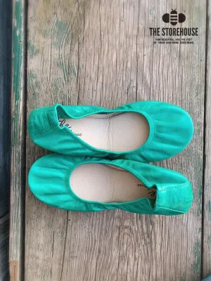 Jungle Green Oil tanned - Storehouse Favorites