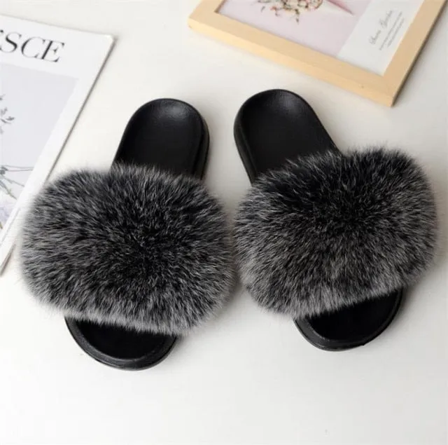 Yeknu Hot Sale Summer Women Fox Fur Slippers Furry Slippers Designer Fur Slides Girls Black Fur Slides Gorgeous Big Fur Slides Sandal