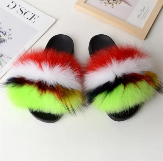 Yeknu Hot Sale Summer Women Fox Fur Slippers Furry Slippers Designer Fur Slides Girls Black Fur Slides Gorgeous Big Fur Slides Sandal
