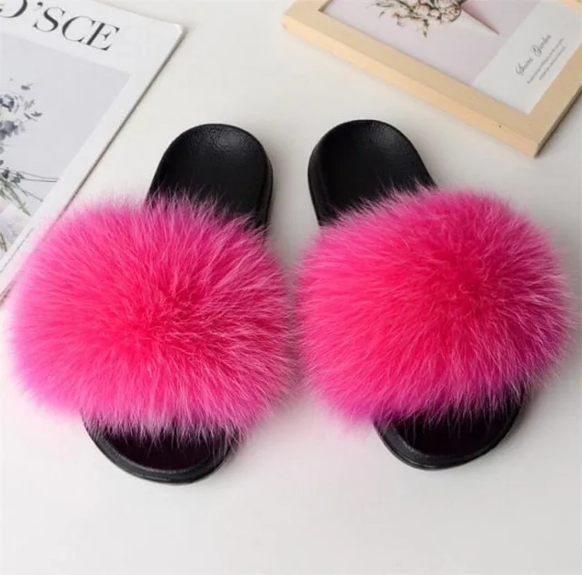 Yeknu Hot Sale Summer Women Fox Fur Slippers Furry Slippers Designer Fur Slides Girls Black Fur Slides Gorgeous Big Fur Slides Sandal